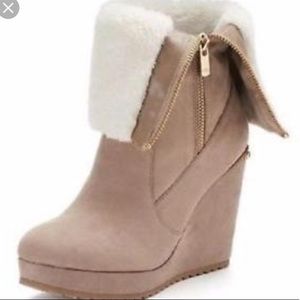 Juicy couture boots
